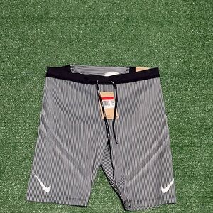 Nike Aeroswift Half Tight Running Shorts Black FN3369-013 Men's Size Large